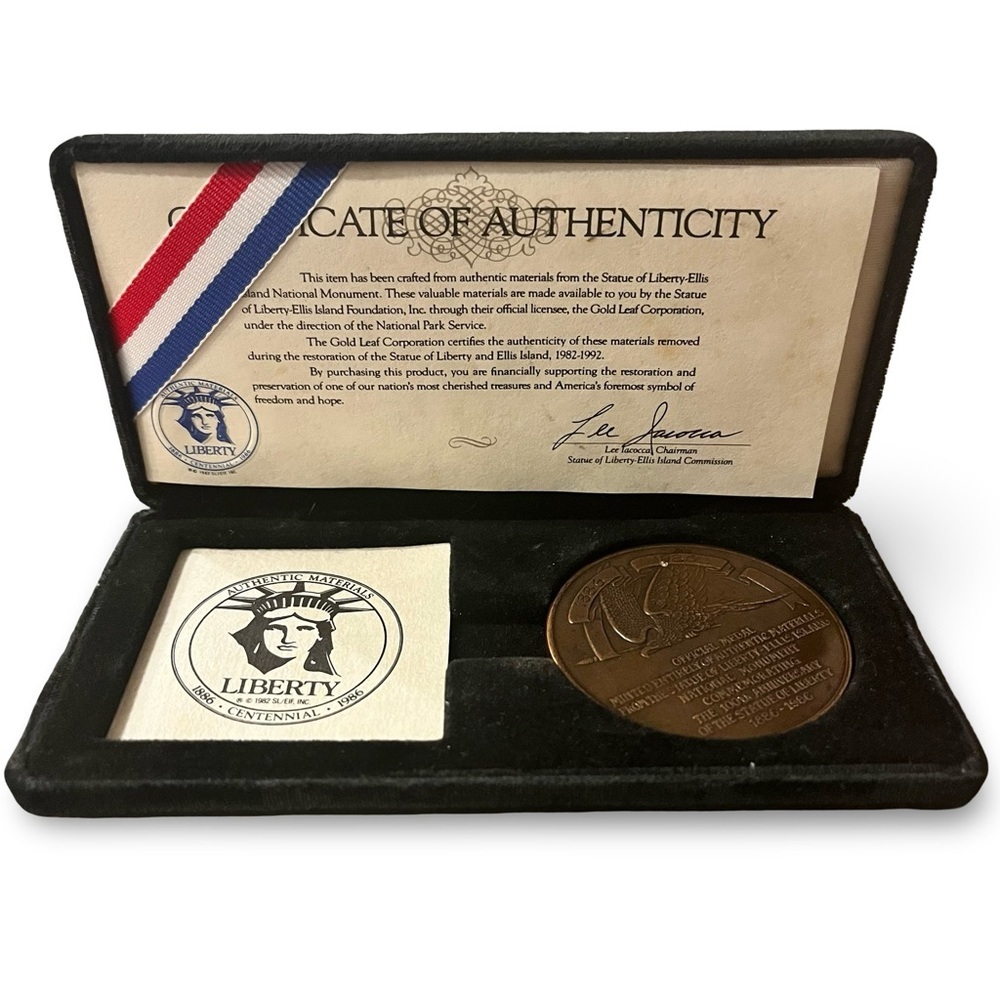 1986 Commemorative 100th Anniversary Bronze Medal Statue of Liberty Foundation